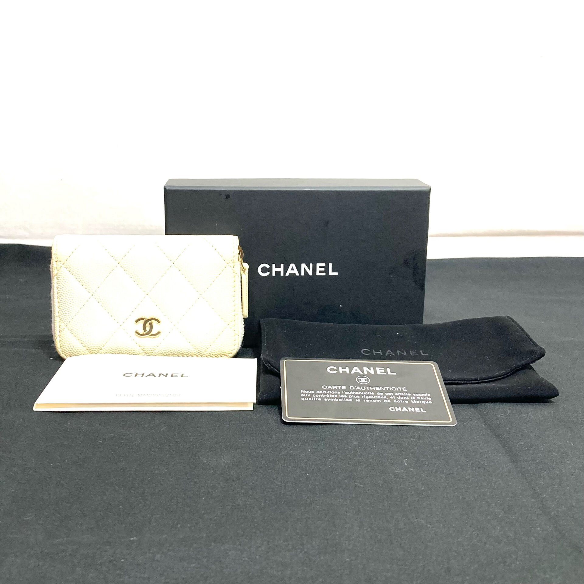 CHANELシャネル、キャビアスキン、コインケース